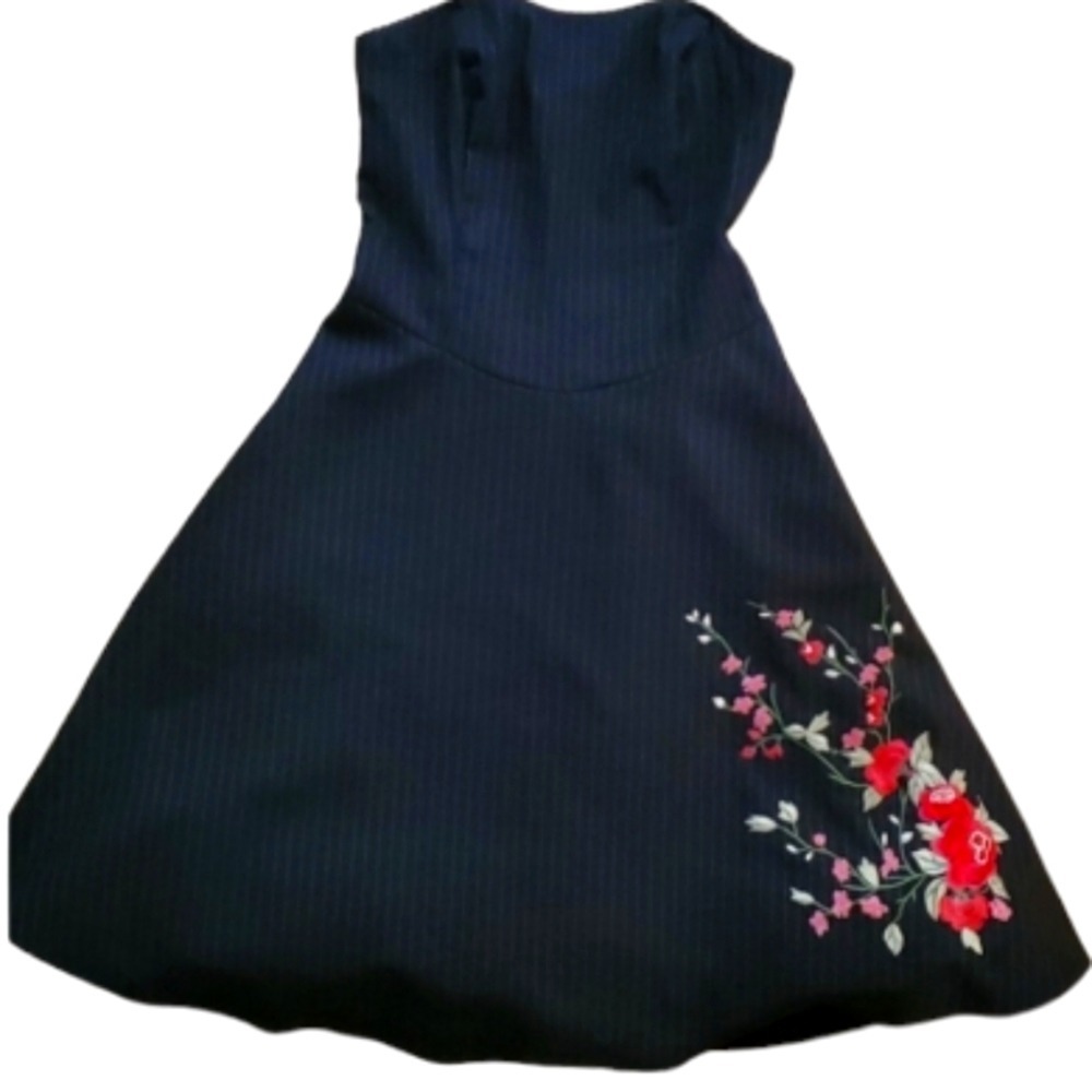 La Belle Juniors‎ Black Pinstripe Embroidered Floral Sleeveless Dress Size  13